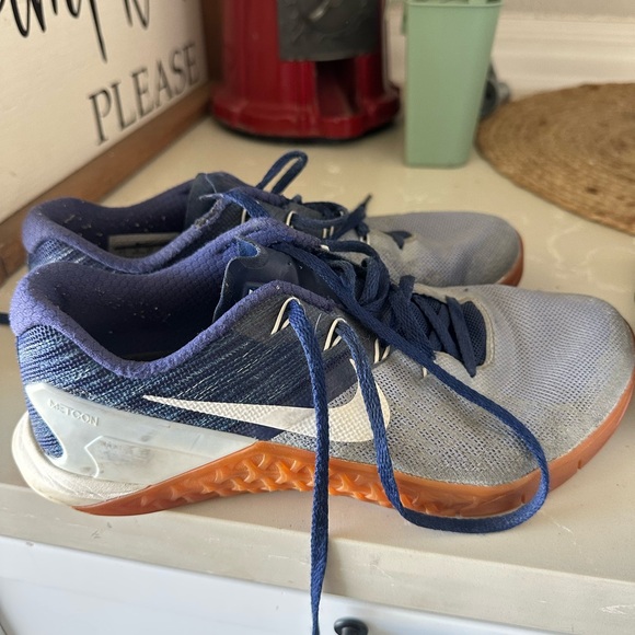 Nike Blue and Orange Women's Sneakers - Picture 1 of 5